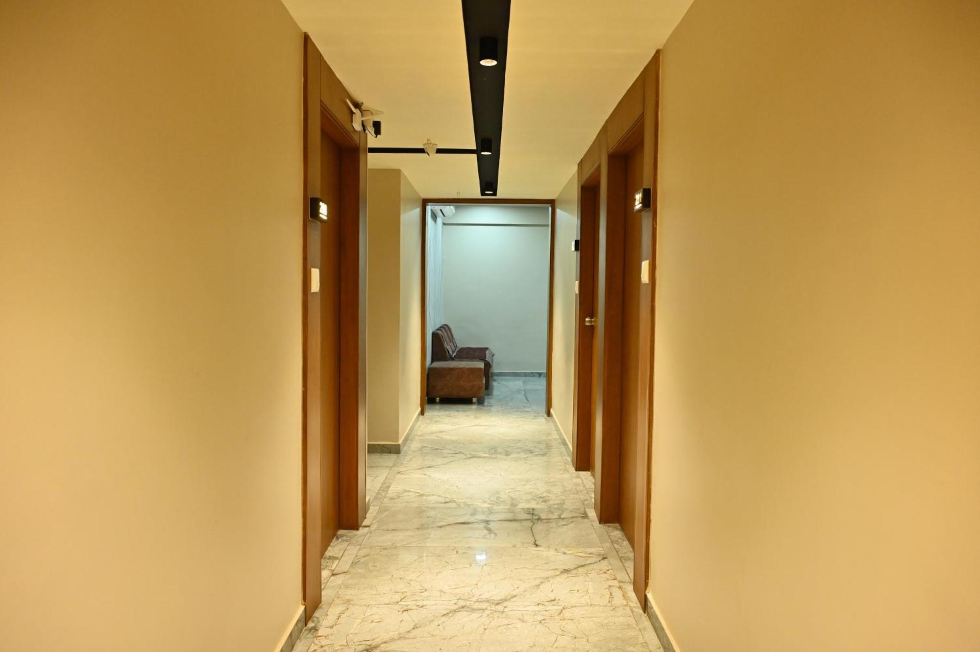 Hotel Sury Villa Ahmedabad Exterior foto