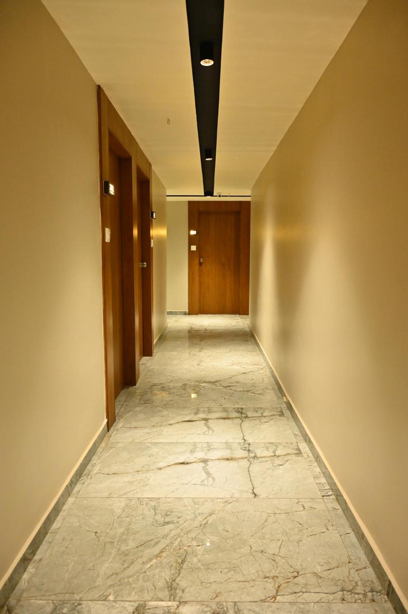 Hotel Sury Villa Ahmedabad Exterior foto